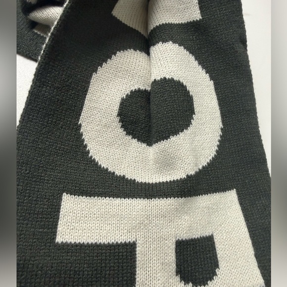 TNF The North Face Reversible Logo Scarf NWT 2 Tone Design Unisex Scarves Gray - Picture 6 of 8